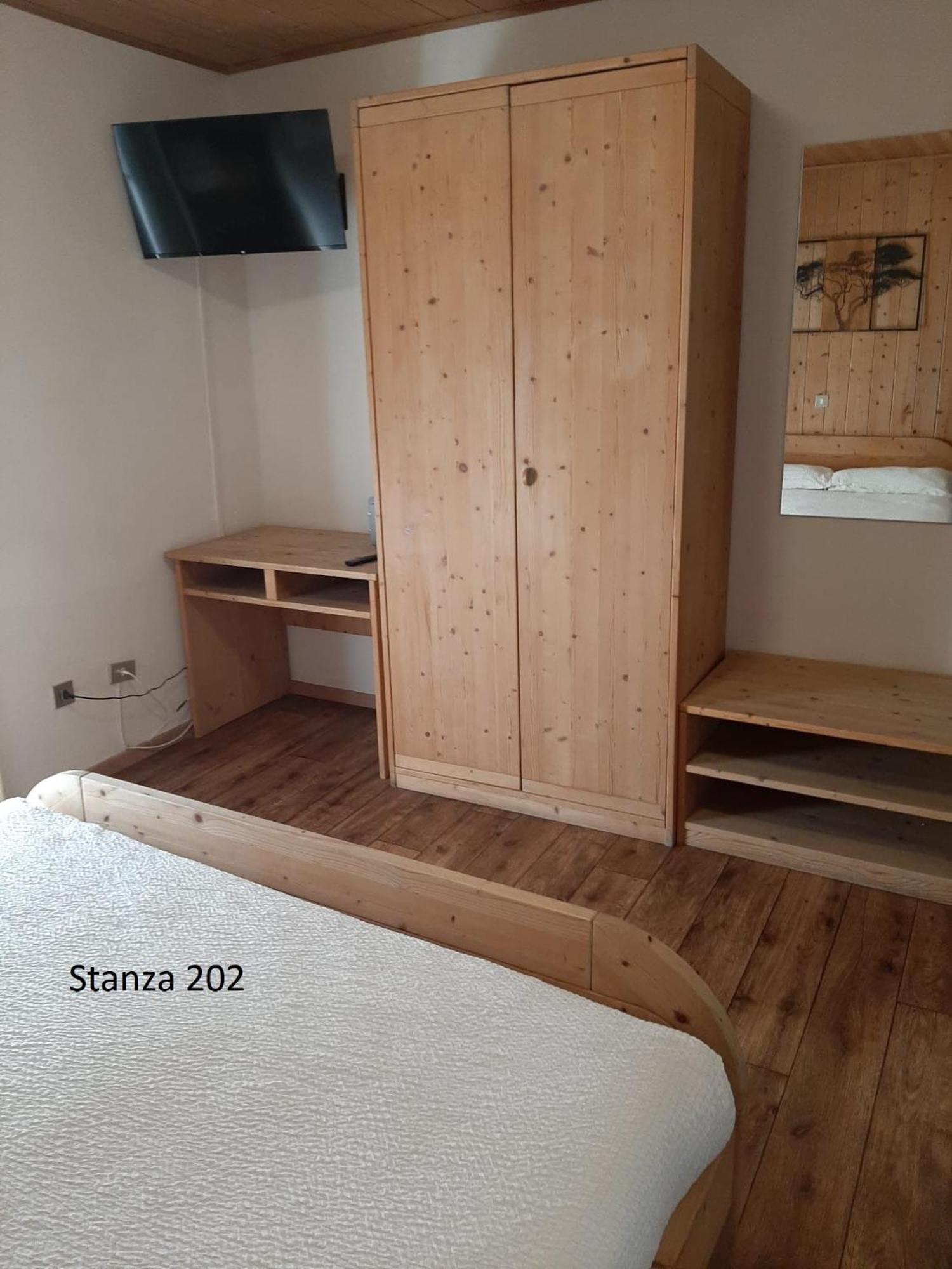 Hotel Pizboè Mazzin Extérieur photo